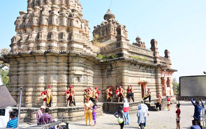 Song Shooting At Temple